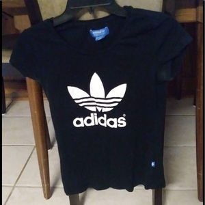 Adidas t shirt